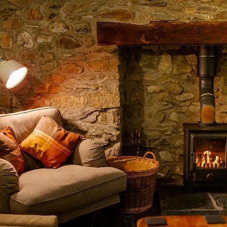 St Davids Hideaway With Roll-Top Bath & Log Burner Apartment Luaran gambar