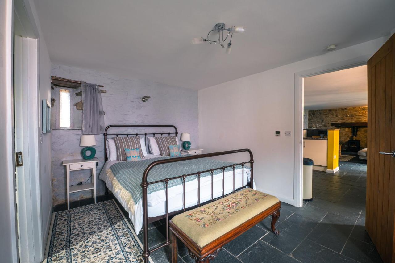 St Davids Hideaway With Roll-Top Bath & Log Burner Luaran gambar