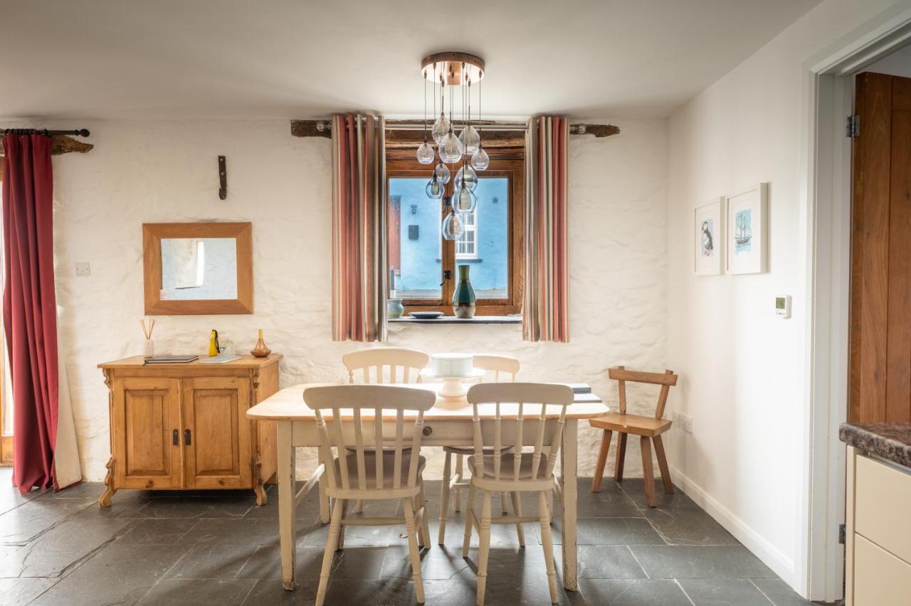 St Davids Hideaway With Roll-Top Bath & Log Burner Luaran gambar