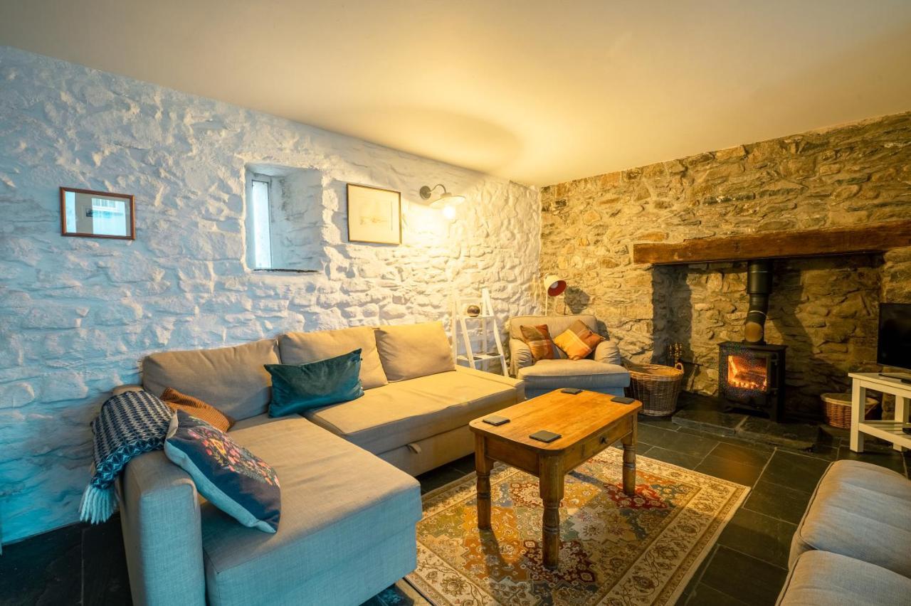 St Davids Hideaway With Roll-Top Bath & Log Burner Apartment Luaran gambar