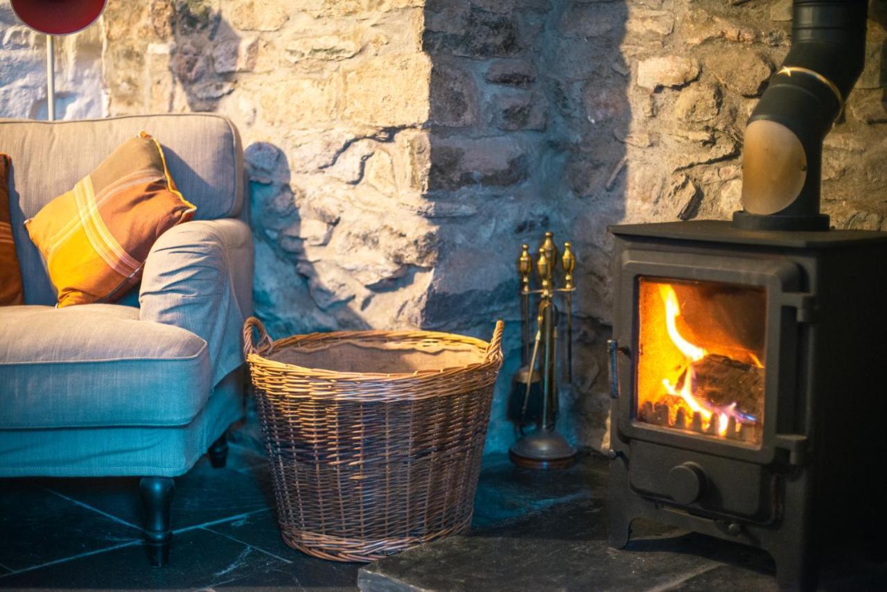 St Davids Hideaway With Roll-Top Bath & Log Burner Apartment Luaran gambar